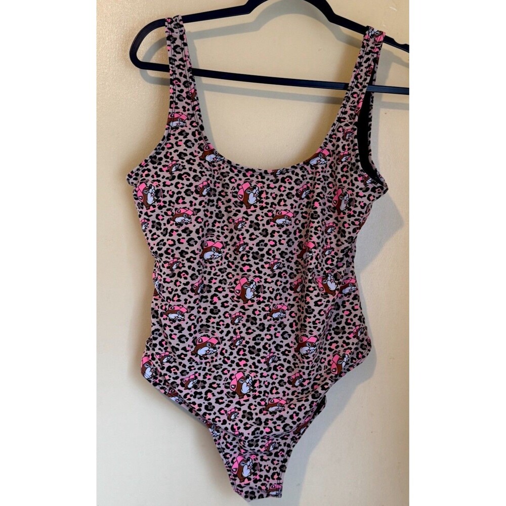 Buc-ee’s women’s Size Mendy one piece cheetah print Buc-ee swim suit